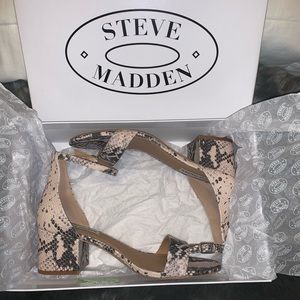 WEDGES! BRAND NEW ONLY BEEN WORN TO TRY ON AT HOME